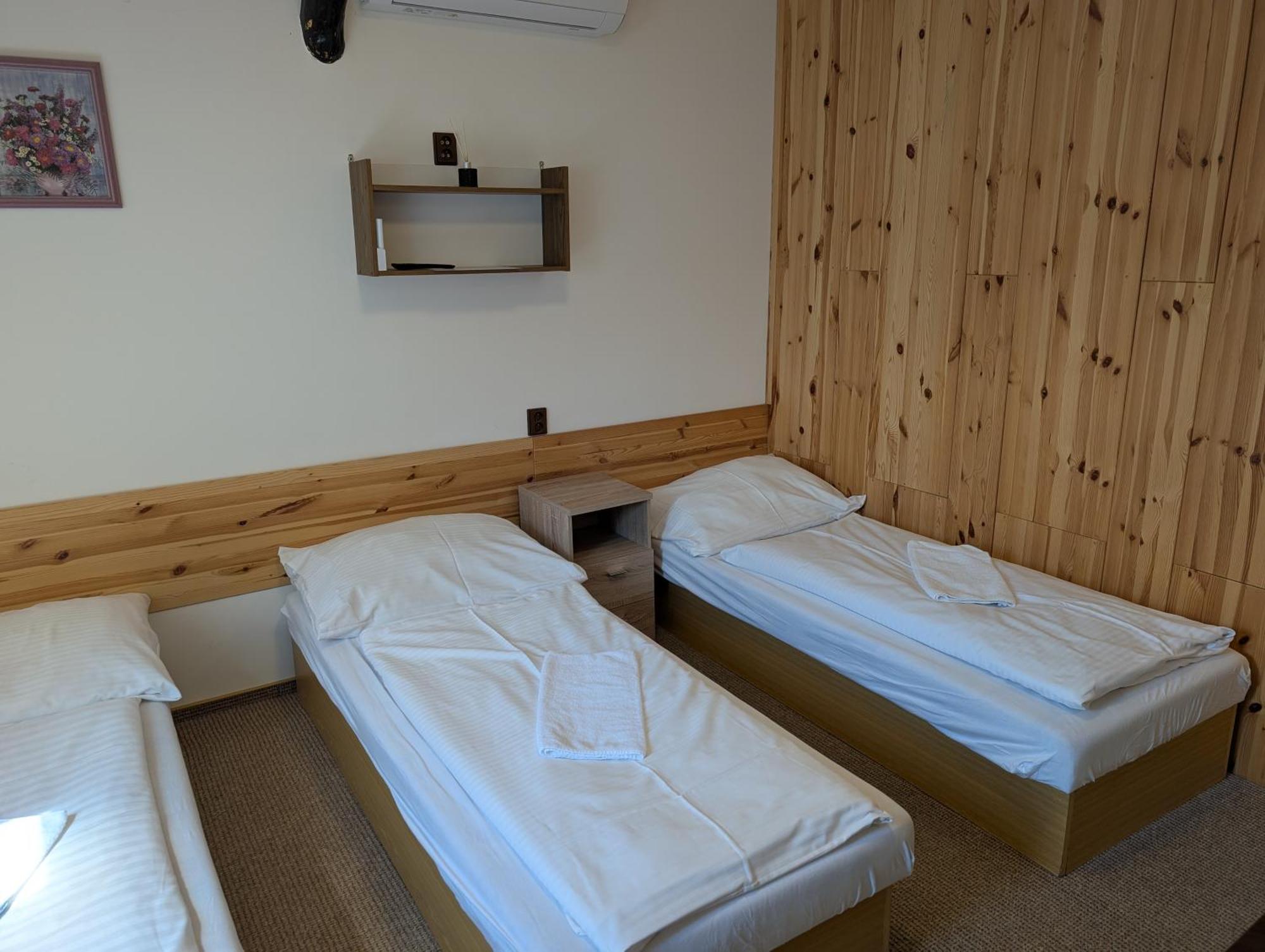Pension Harcovna Frydlant nad Ostravici Exterior photo